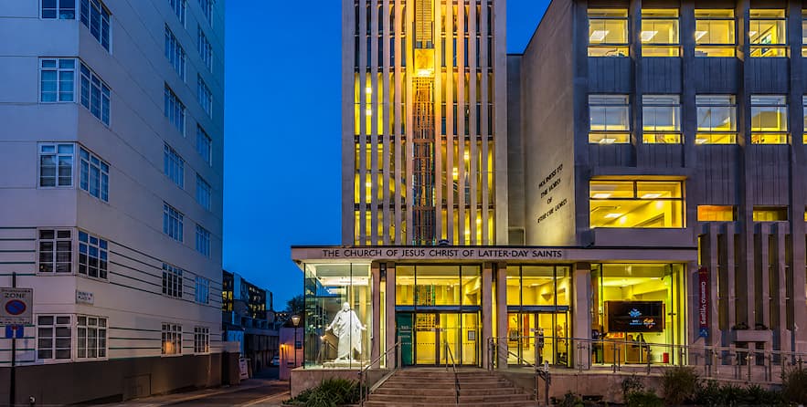 Hyde Park Mormon Visitors Center