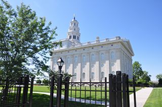 Nauvoo Illinois Mormon Temple & Visitors Center